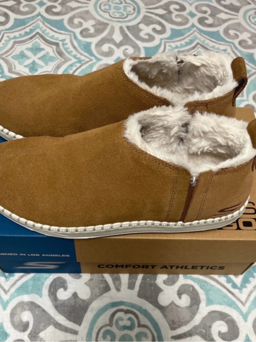 Skechers Women's Chestnut Brown Faux-Fur Slip-On Ankle Booties